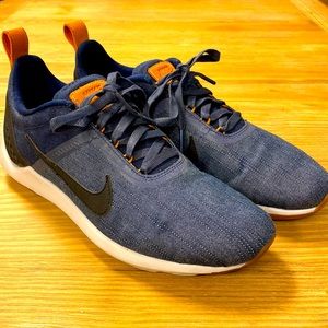 Nike Lunarestoa 2 Men’s 9.5 Dark Denim Blue Roshe Style